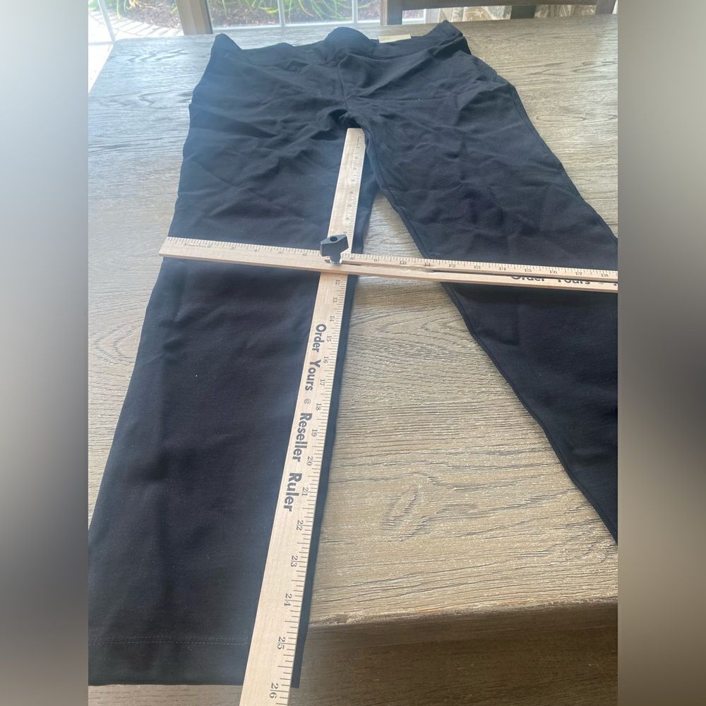 Max Studio High waist leggings. Size extra large. Black.